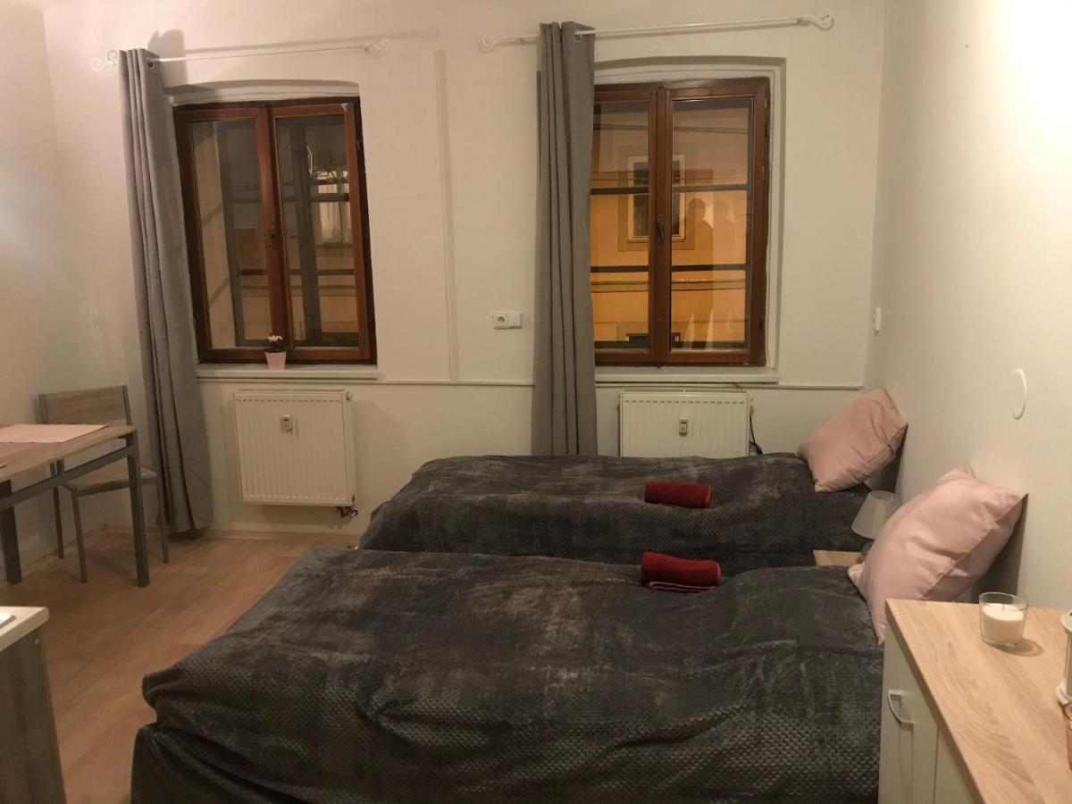 Old Town Apartments S12 Olomouc Bagian luar foto